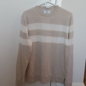 Men V-Neck Gray Sweater